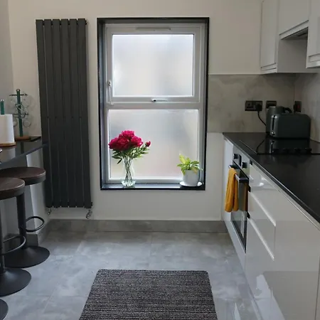 Villa Luxury London House Sleeps 13, 2 Minutes To Metro Extérieur photo